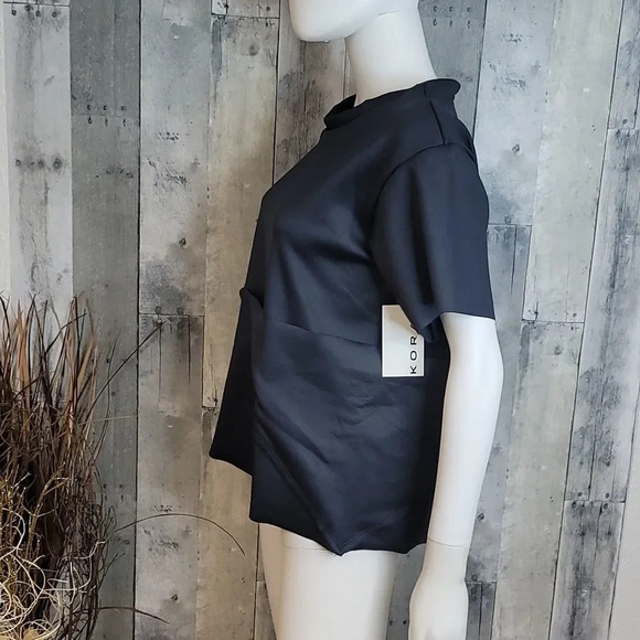 Koral Scuba Short Sleeve Top - Picture 5 of 10